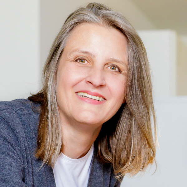 Ich-bin-Kirsten-Kelly-Ihre-zertifizierte-Digital-Mentorin Smartphone bedienen lernen einfach mit Kirsten Kelly, Ihrer zertifizierten Digital Mentorin an Ihrer Seite